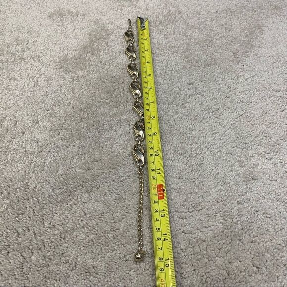 Tara vintage gold tone choker necklace - Picture 6 of 7